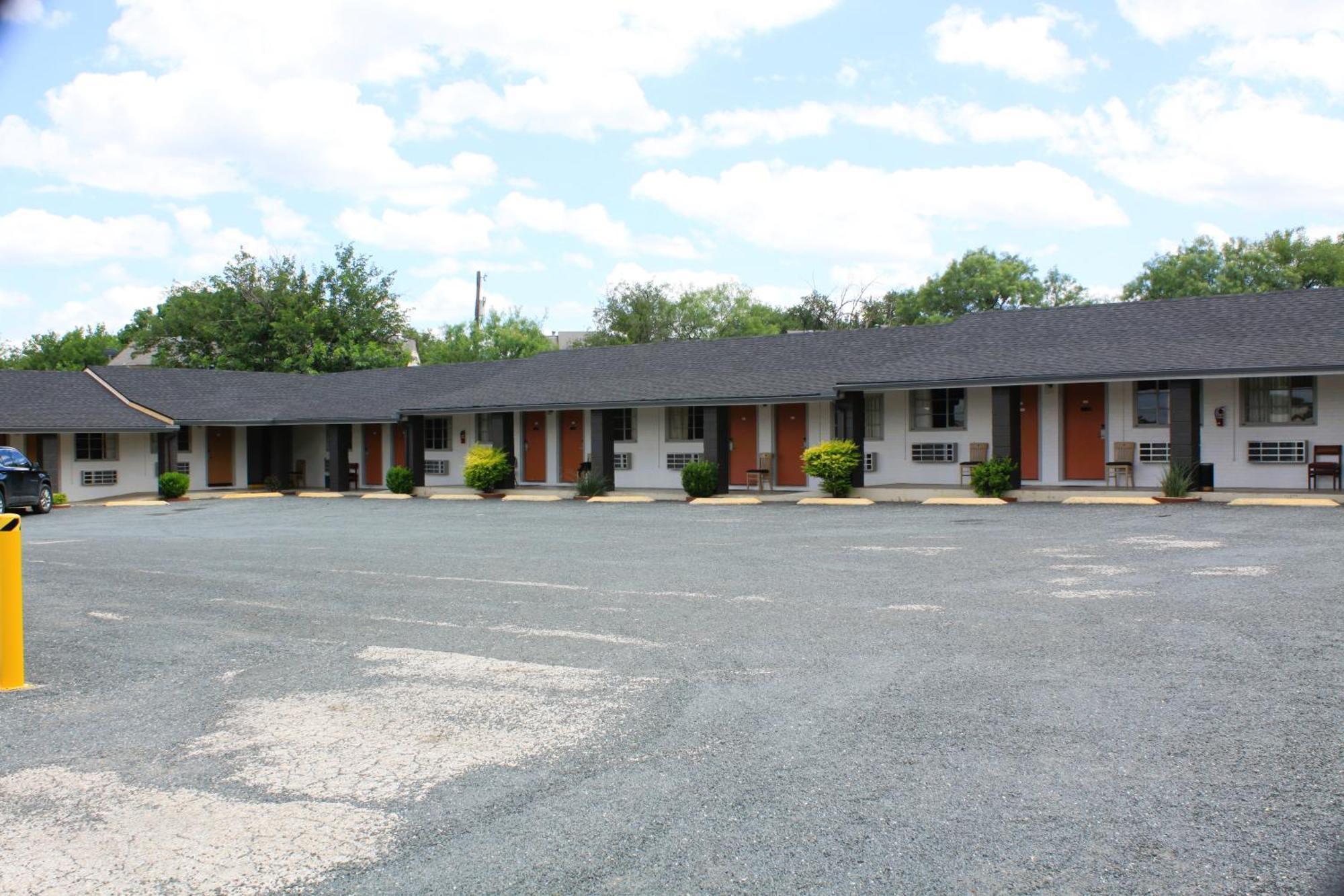 Sun Valley Motel Junction Exterior photo